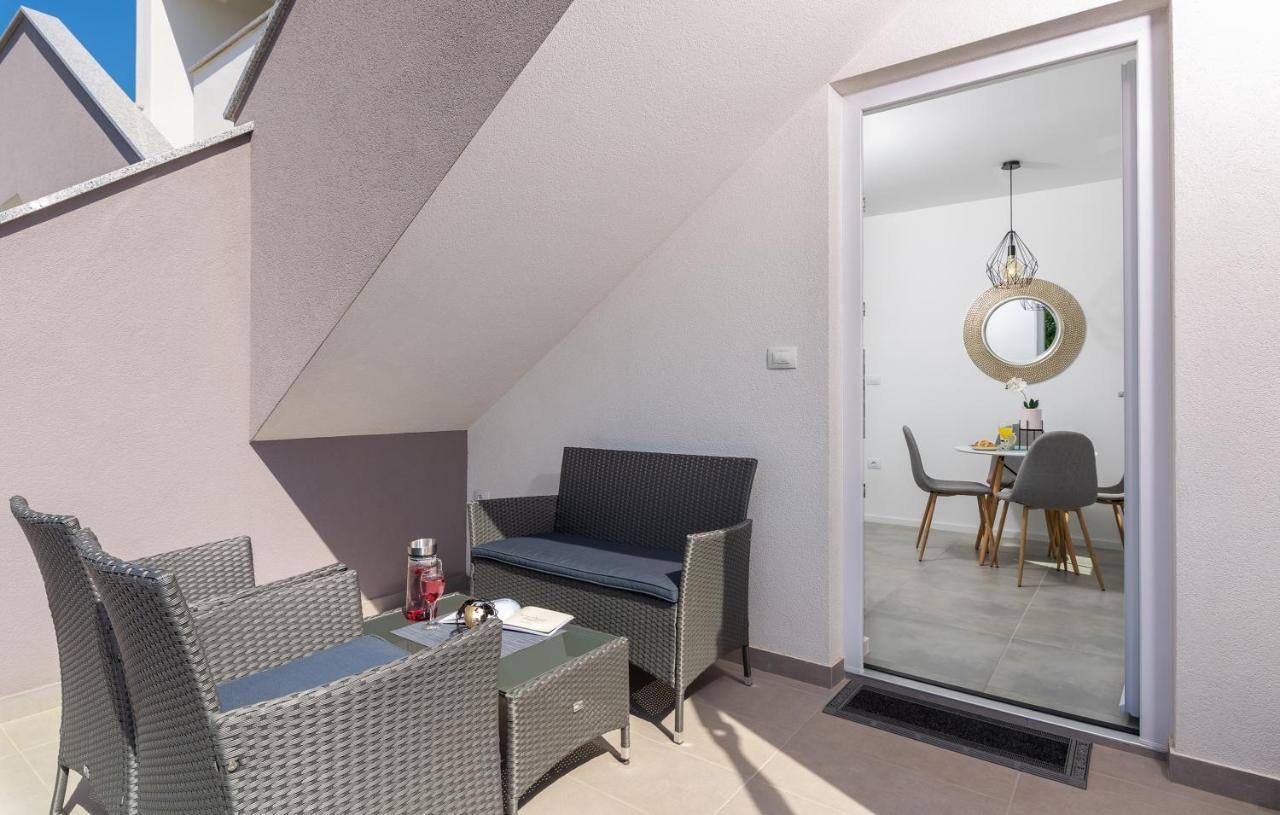 Apartments Amore Fazana Exterior photo