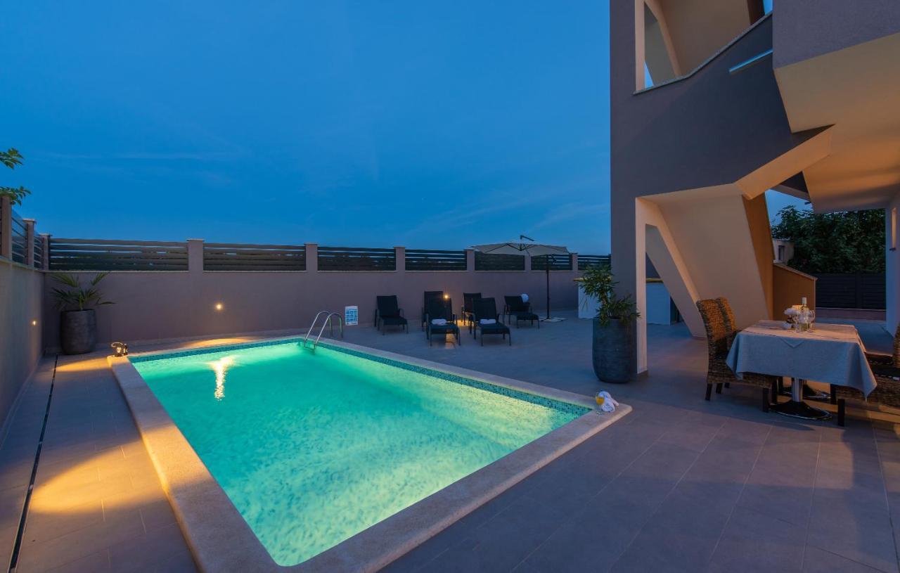 Apartments Amore Fazana Exterior photo