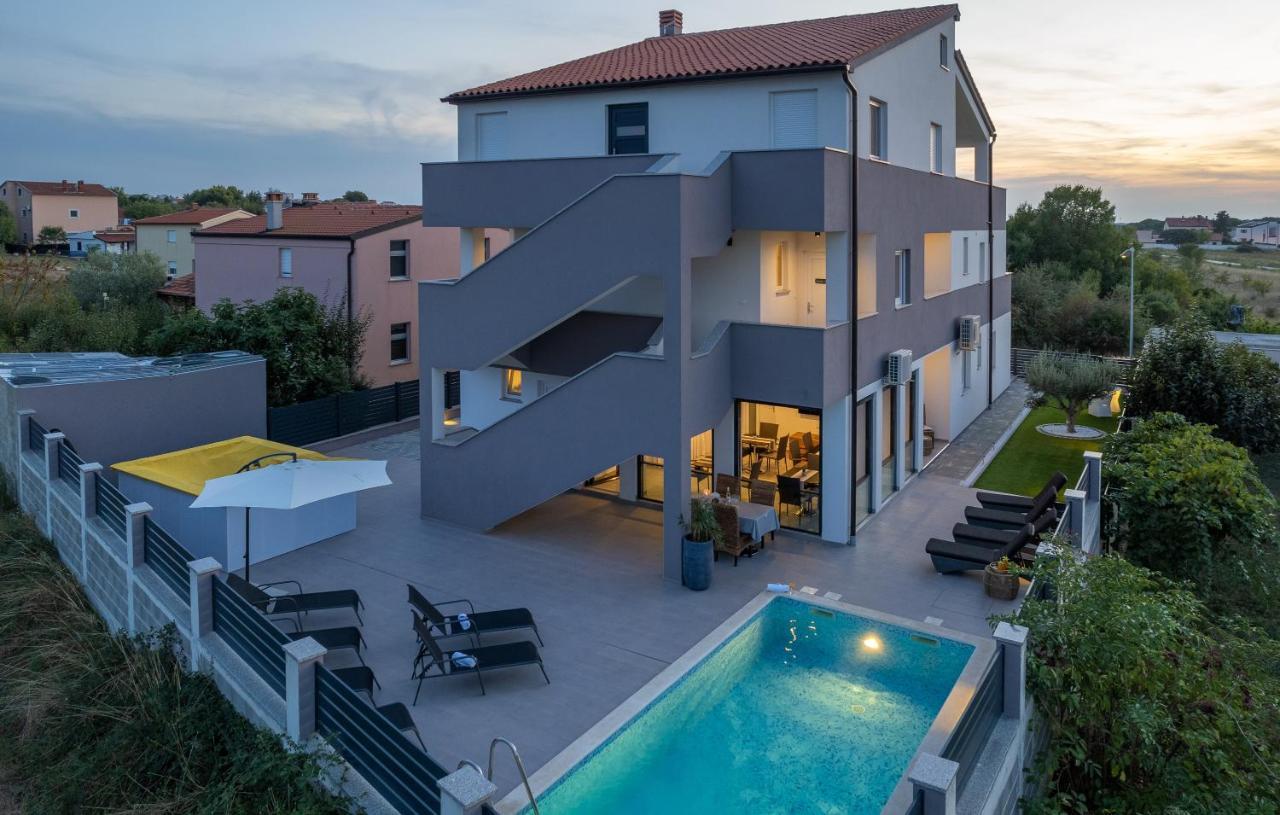 Apartments Amore Fazana Exterior photo